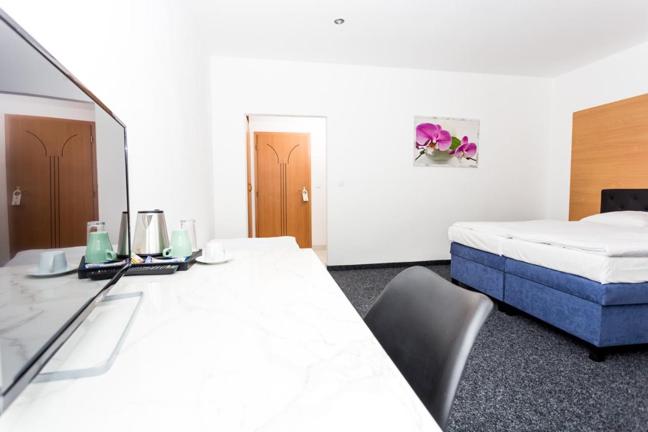 Hotel Joker Obrnice Luaran gambar